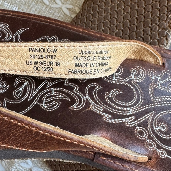 Olukai Paniolo Sandals - Picture 5 of 11